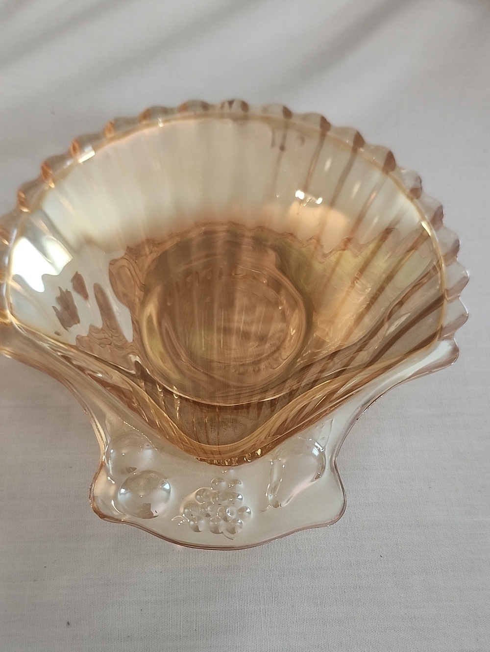 Vintage CarnivalGlass Marigold Soap/Trinket Dish Iridescent Seashell Design